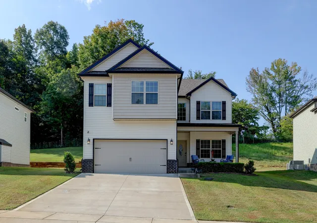 Photo 2 of Single family home for sale at 356 Barry Dr, Clarksville, TN 37040 | MLS# 3546820 | Listing updated on 2026-09-12