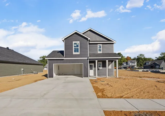 Photo 2 of Single family home for sale at 179 Donegal Dr, Clarksville, TN 37042 | MLS# 3548068 | Listing updated on 2026-10-08