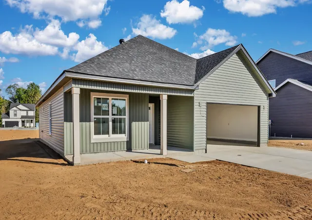 Photo 2 of Single family home for sale at 183 Donegal Dr, Clarksville, TN 37042 | MLS# 3548060 | Listing updated on 2026-10-08