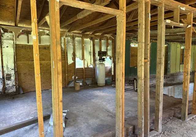 Photo 3 of Sale Pending at 121 Rogers Dr, Lenoir City, TN 37771 | MLS# 3546834 | Listing updated on 2026-09-14