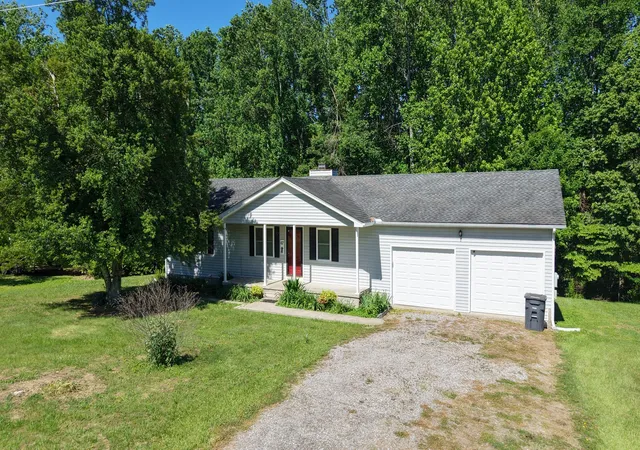 Photo 1 of Single family home for sale at 67 Hilco Dr, Lafayette, TN 37083 | MLS# 3547815 | Listing updated on 2026-09-14