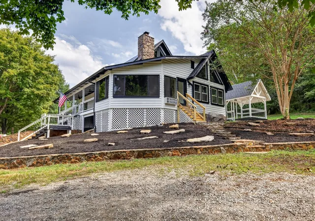 Photo 2 of Single family home for sale at 3771 Jimmy Gray Robinson Rd, Williamsport, TN 38487 | MLS# 3547088 | Listing updated on 2026-09-12