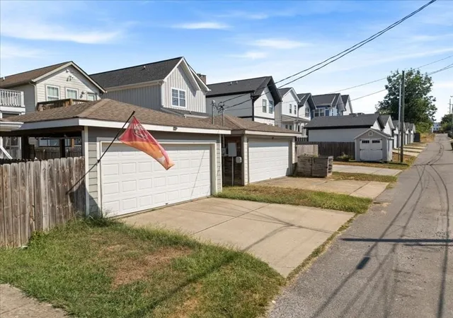 Photo 3 of Single family home for sale at 5319 Pennsylvania Ave, Nashville, TN 37209 | MLS# 3546957 | Listing updated on 2026-09-22