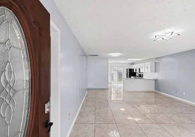 Photo 3 of Single family home for sale at 810 Keith Dr, La Vergne, TN 37086 | MLS# 3547690 | Listing updated on 2026-09-13