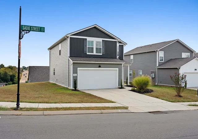 Photo 3 of Single family home for sale at 3901 Sadie St, Columbia, TN 38401 | MLS# 3594105 | Listing updated on 2026-09-27