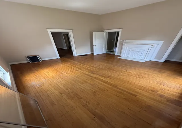 Photo 2 of Single family home for sale at 210 N Oak St, Springfield, TN 37172 | MLS# 3547015 | Listing updated on 2026-09-12