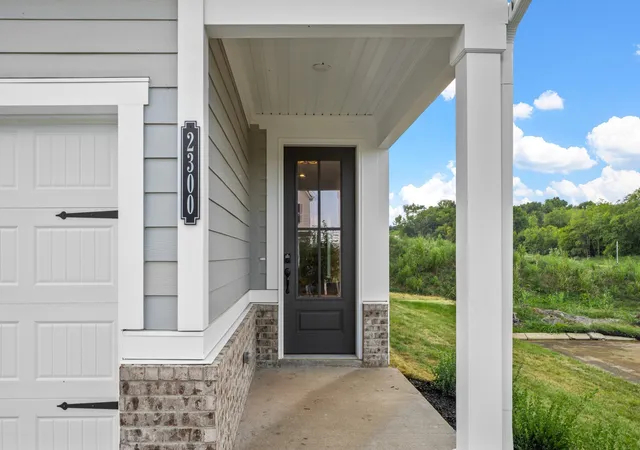 Photo 3 of Townhouse for sale at 2312 Juneau Ln, Columbia, TN 38401 | MLS# 3547066 | Listing updated on 2026-09-12