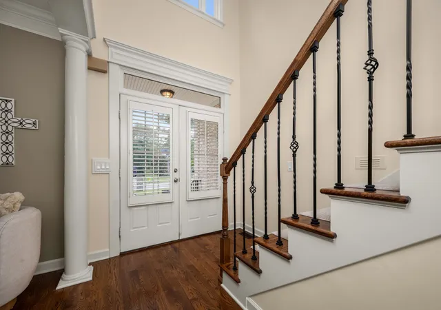 Photo 3 of Single family home for sale at 1938 Cliffview Ct, Murfreesboro, TN 37128 | MLS# 3547142 | Listing updated on 2026-10-07