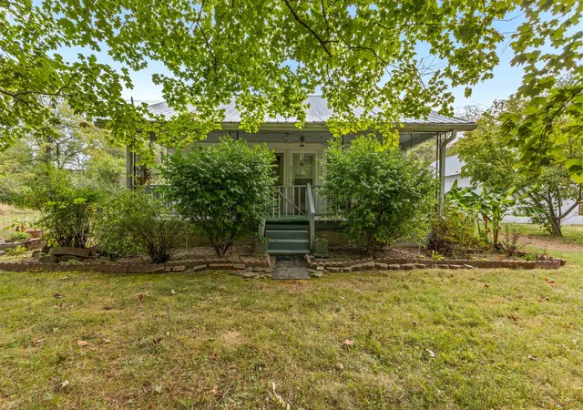 Photo 2 of Single family home for sale at 2174 Tinnin Rd, Goodlettsville, TN 37072 | MLS# 3547102 | Listing updated on 2026-09-14