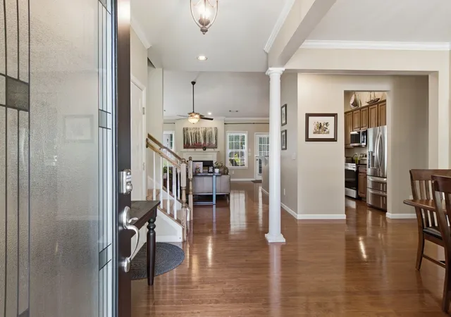 Photo 3 of Single family home for sale at 1071 Countess Ln, Spring Hill, TN 37174 | MLS# 3594094 | Listing updated on 2026-10-01
