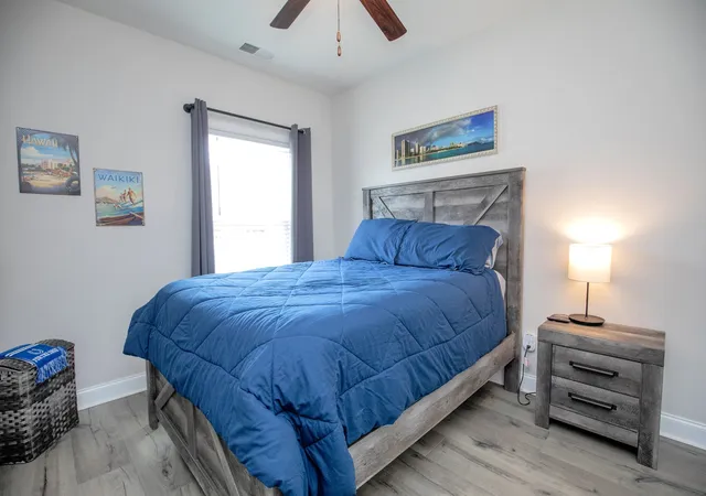 Photo 3 of Single family home for sale at 886 Cherry Grv Dr, Hendersonville, TN 37075 | MLS# 3547699 | Listing updated on 2026-09-13