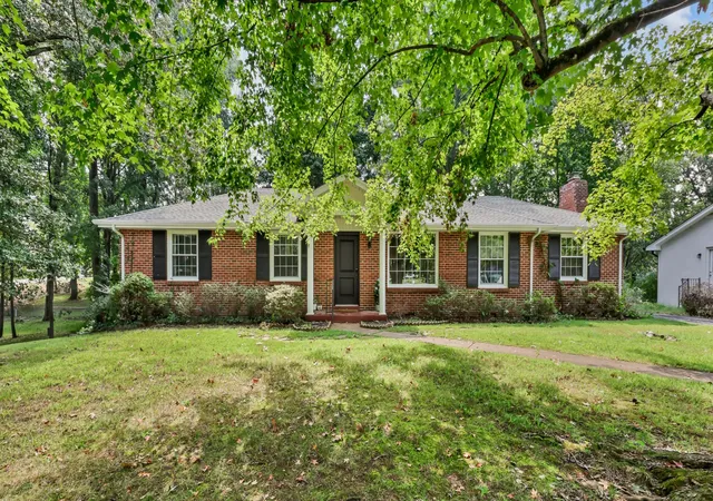 Photo 1 of Single family home for sale at 2097 Post Rd, Clarksville, TN 37043 | MLS# 3547771 | Listing updated on 2026-09-13