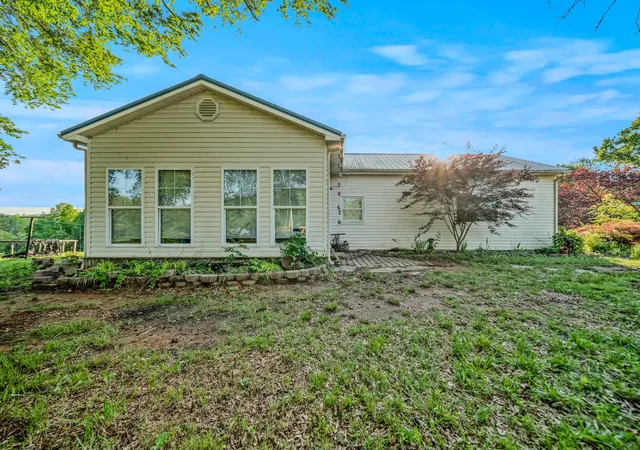 Photo 1 of Sale Pending at 2000 Myers Cvs Rd, Mc Minnville, TN 37110 | MLS# 3547148 | Listing updated on 2026-09-21