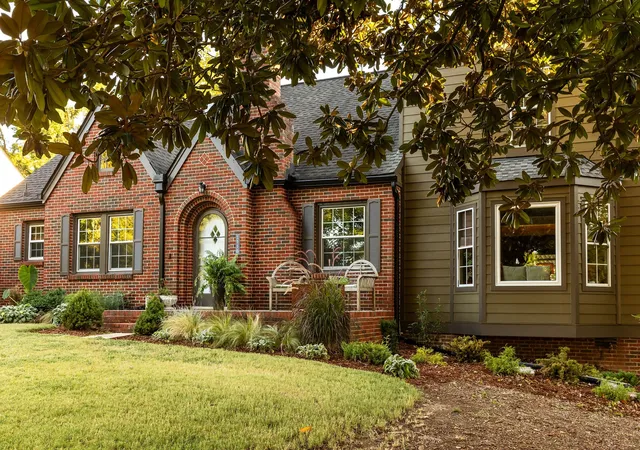 Single family home for sale at 1116 Sunnymeade Dr, Nashville, TN 37216 | MLS# 3547163