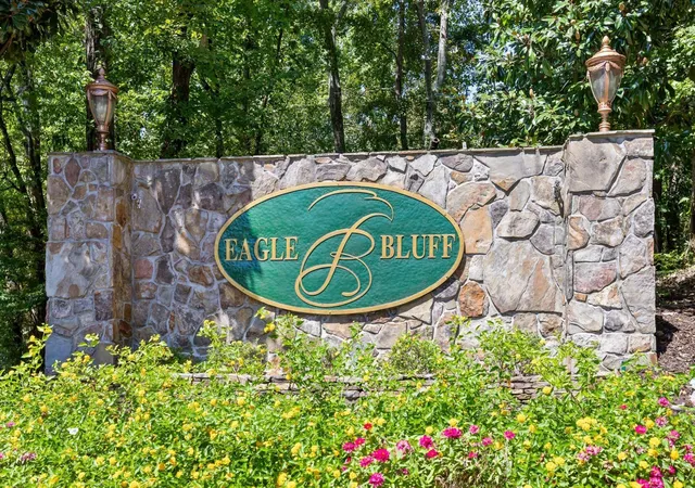 Photo 2 of Townhouse for sale at 5937 Rainbow Springs Dr, Chattanooga, TN 37416 | MLS# 3547153 | Listing updated on 2026-09-17