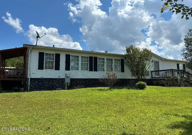 Photo 1 of Manufactured home for sale at 141 County Rd 623, Etowah, TN 37331 | MLS# 3547173 | Listing updated on 2026-09-24