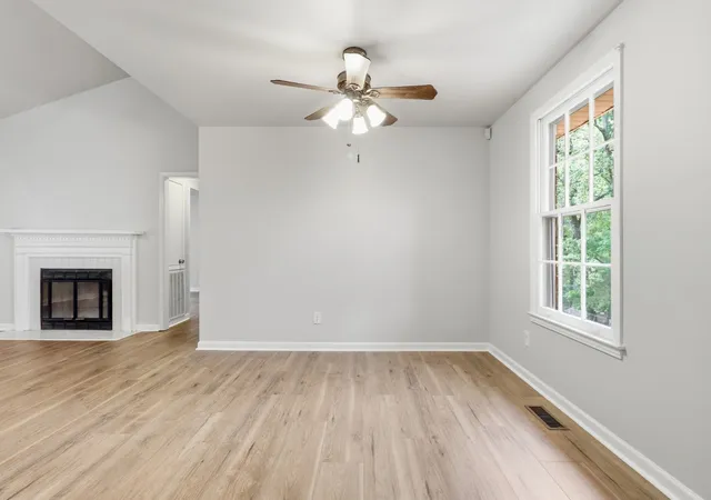 Photo 4 of Single family home for sale at 908 Fitzpatrick Rd, Nashville, TN 37214 | MLS# 3611015 | Listing updated on 2026-10-29