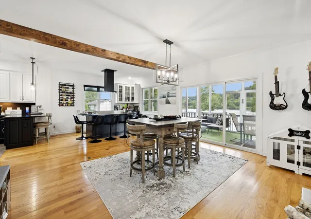 Photo 4 of Single family home for sale at 1001 Cumberland Dr, Chapmansboro, TN 37035 | MLS# 3547708 | Listing updated on 2026-09-30