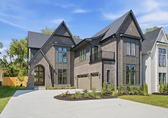 Single family home for sale at 3423b Richards St, Nashville, TN 37215 | MLS# 3597790