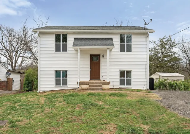 Photo 2 of Single family home for sale at 4836 Barclay Sq Dr, Antioch, TN 37013 | MLS# 3547248 | Listing updated on 2026-10-06
