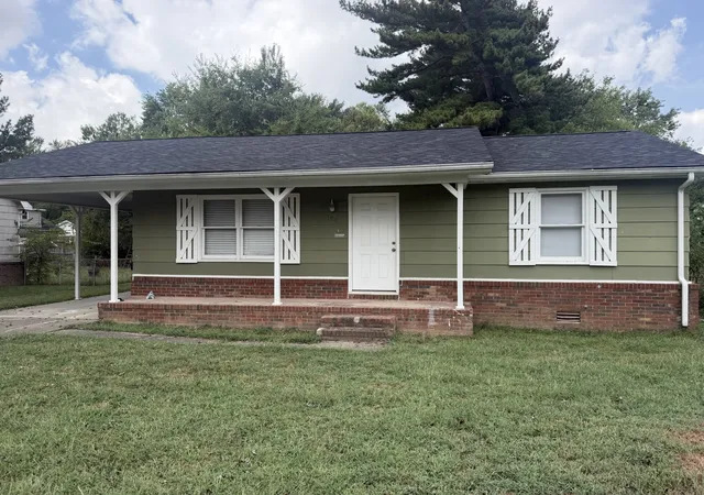 Photo 1 of Single family home for sale at 125 Boxwood Dr, Hopkinsville, KY 42240 | MLS# 3547256 | Listing updated on 2026-09-13