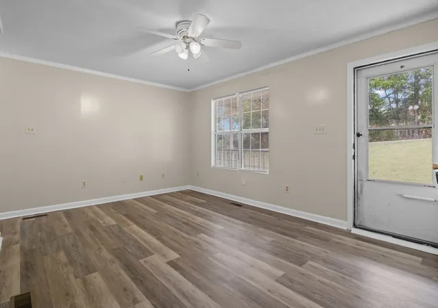Photo 3 of Single family home for sale at 12 Hankins Holw Ln, Tennessee Ridge, TN 37178 | MLS# 3611301 | Listing updated on 2026-10-10