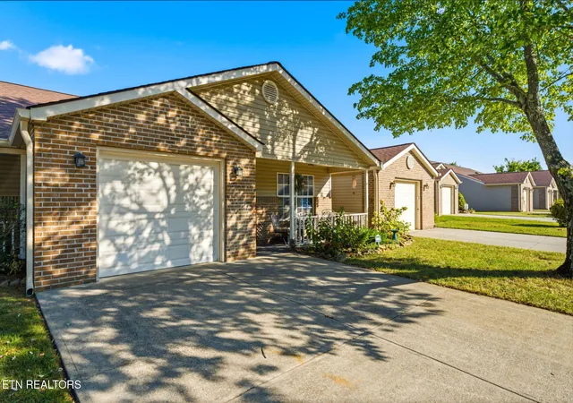 Single family home for sale at 10017 Gate Post Way, Knoxville, TN 37931 | MLS# 3547254