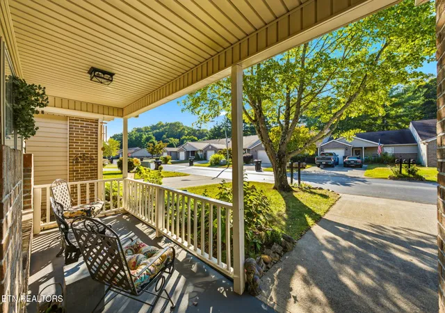 Photo 3 of Single family home for sale at 10017 Gate Post Way, Knoxville, TN 37931 | MLS# 3547254 | Listing updated on 2026-10-14