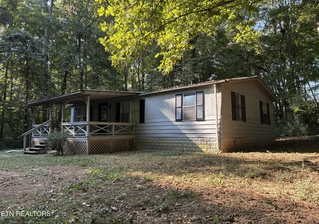Photo 1 of Manufactured home for sale at 182 County Rd 703, Athens, TN 37303 | MLS# 3547260 | Listing updated on 2026-09-22