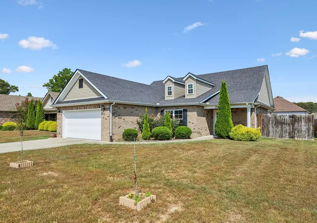 Photo 2 of Single family home for sale at 280 Spring Breeze Dr, Tullahoma, TN 37388 | MLS# 3591962 | Listing updated on 2026-09-21