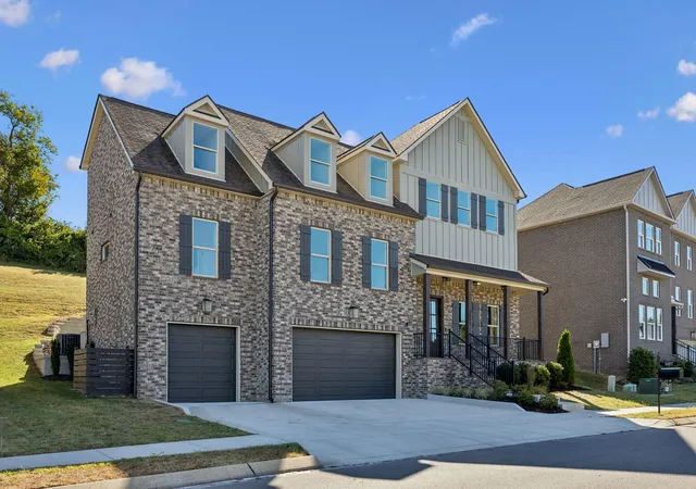 Photo 3 of Single family home for sale at 3007 Nichols Vale, Mount Juliet, TN 37122 | MLS# 3615466 | Listing updated on 2026-10-10