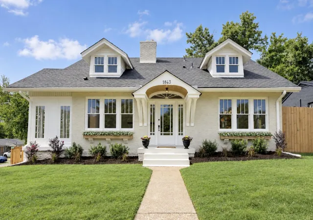 Single family home for sale at 1843 25th Avenue N, Nashville, TN 37208 | MLS# 3602110