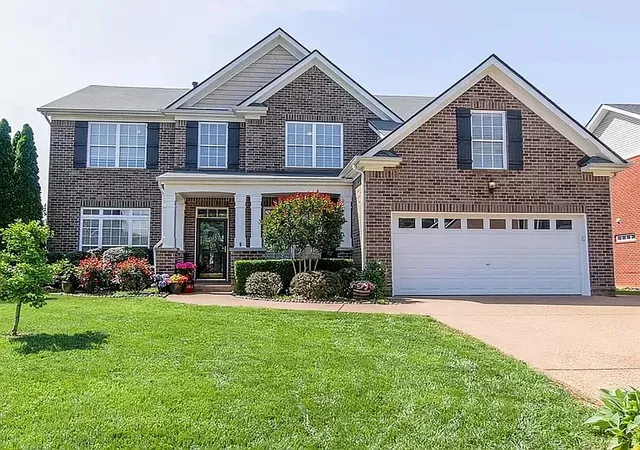 Photo 2 of Single family home for sale at 3015 Cairns Dr W, Mount Juliet, TN 37122 | MLS# 3547751 | Listing updated on 2026-10-04