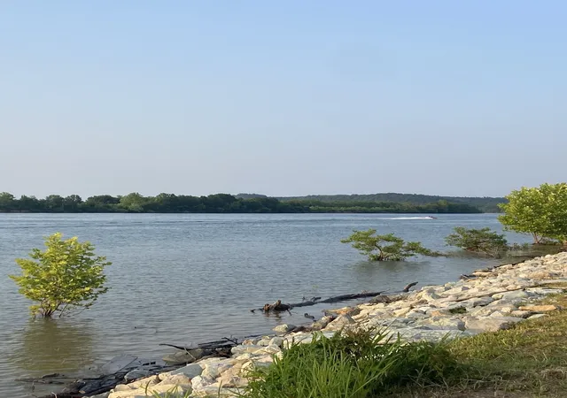 Photo 1 of Land for sale at 0 River Front Dr, Clifton, TN 38425 | MLS# 3547746 | Listing updated on 2026-09-13