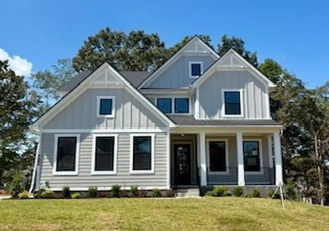 Photo 1 of Single family home for sale at 7716 Hatcher Hts Dr, Fairview, TN 37062 | MLS# 3592792 | Listing updated on 2026-09-16