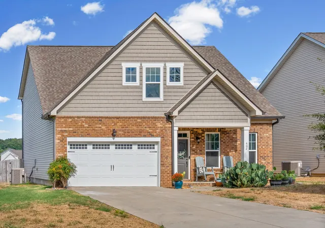 Photo 2 of Single family home for sale at 402 Barbaro Ct, Burns, TN 37029 | MLS# 3610048 | Listing updated on 2026-10-02