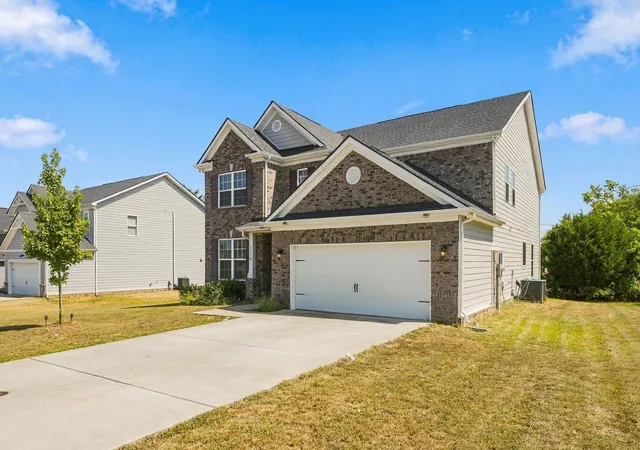 Photo 3 of Single family home for sale at 2932 Hardwick St N, Murfreesboro, TN 37130 | MLS# 3547816 | Listing updated on 2026-09-20