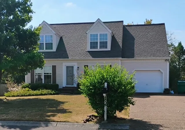 Photo 3 of Single family home for sale at 2885 Sutherland Dr, Thompsons Station, TN 37179 | MLS# 3547818 | Listing updated on 2026-10-06