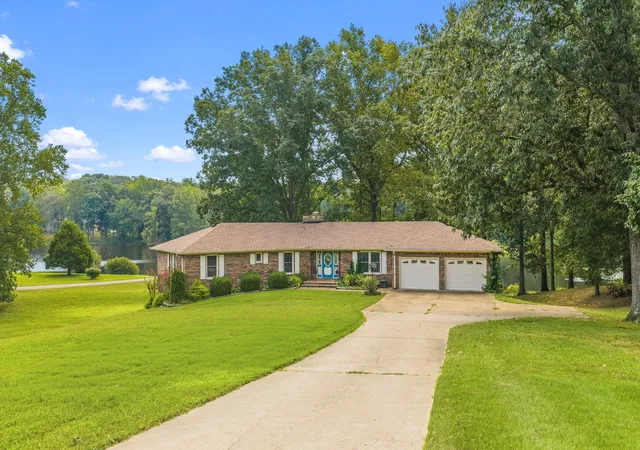 Photo 3 of Single family home for sale at 663 Asbury Rd, Camden, TN 38320 | MLS# 3547819 | Listing updated on 2026-09-14