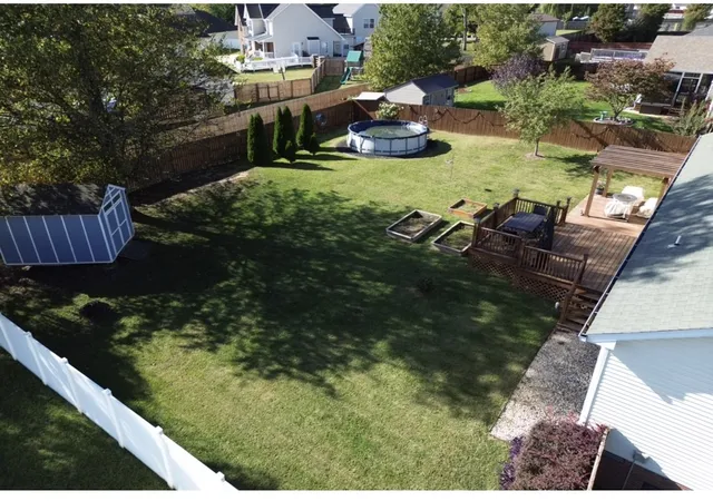 Photo 1 of Single family home for sale at 3925 Justene Ct, Clarksville, TN 37040 | MLS# 3592097 | Listing updated on 2026-10-26