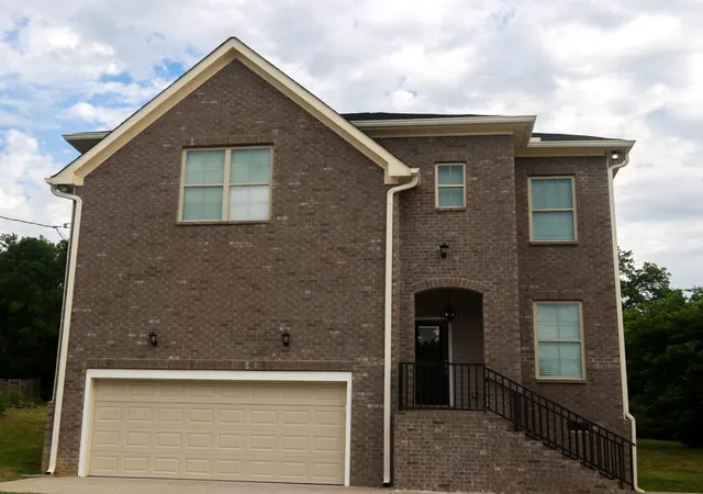 Photo 1 of Single family home for sale at 709 Moormans Arm Rd, Nashville, TN 37207 | MLS# 3547837 | Listing updated on 2026-09-14