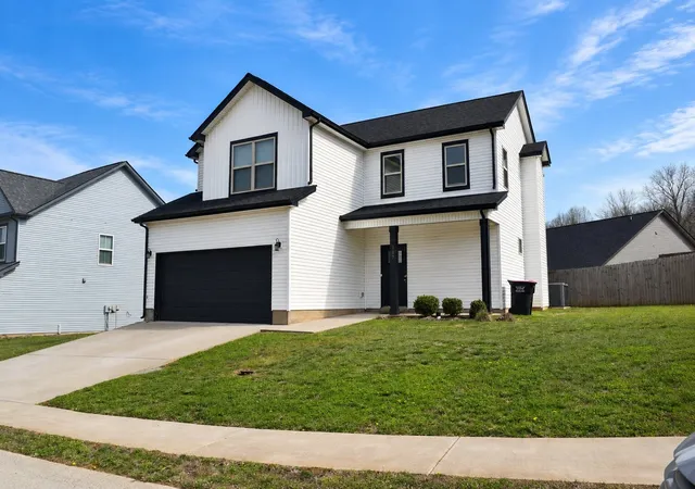 Photo 2 of Single family home for sale at 307 Lugano Ln, Clarksville, TN 37040 | MLS# 3547842 | Listing updated on 2026-09-14
