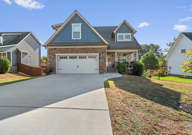 Photo 2 of Single family home for sale at 1394 Blake Stone Dr Nw, Cleveland, TN 37312 | MLS# 3592256 | Listing updated on 2026-09-18