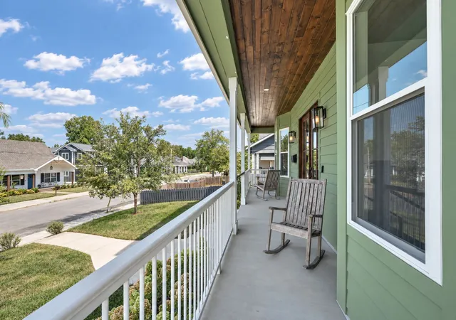 Photo 3 of Single family home for sale at 1109 Stainback Ave, Nashville, TN 37207 | MLS# 3599370 | Listing updated on 2026-10-01