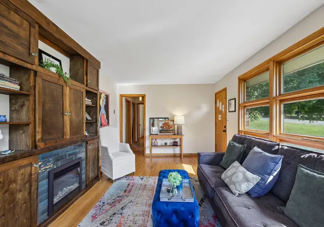 Photo 4 of Single family home for sale at 2014 Warden Dr, Nashville, TN 37216 | MLS# 3594605 | Listing updated on 2026-10-05