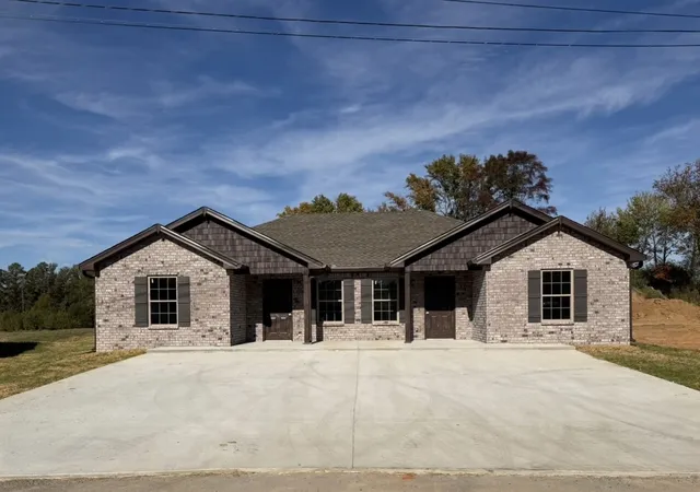 Photo 1 of Multi family home for sale at 219 Kerr Way, Portland, TN 37148 | MLS# 3627582 | Listing updated on 2026-10-27