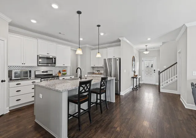 Photo 2 of Single family home for sale at 949 Carraway Ln, Spring Hill, TN 37174 | MLS# 3593617 | Listing updated on 2026-10-16