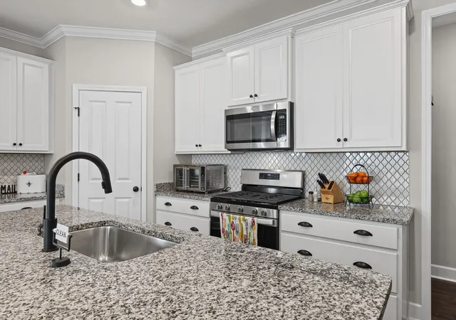 Photo 3 of Single family home for sale at 949 Carraway Ln, Spring Hill, TN 37174 | MLS# 3593617 | Listing updated on 2026-10-16