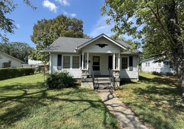 Photo 1 of Single family home for sale at 708 N Greenwood Ext, Lebanon, TN 37087 | MLS# 3592205 | Listing updated on 2026-09-19