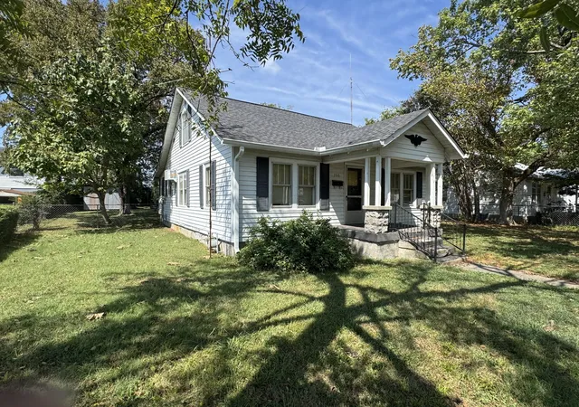 Photo 2 of Single family home for sale at 708 N Greenwood Ext, Lebanon, TN 37087 | MLS# 3592205 | Listing updated on 2026-09-19